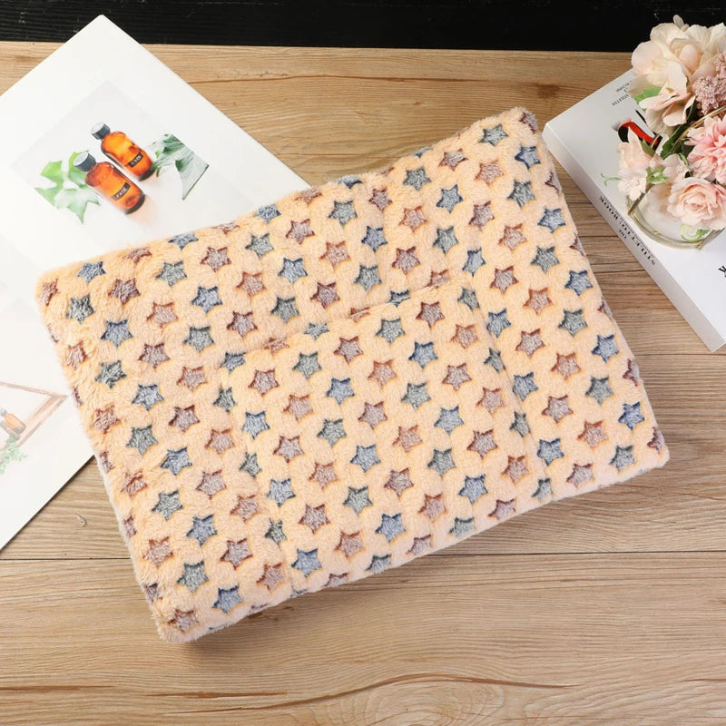 Thickened Flannel Cat And Dog Sleeping Mat