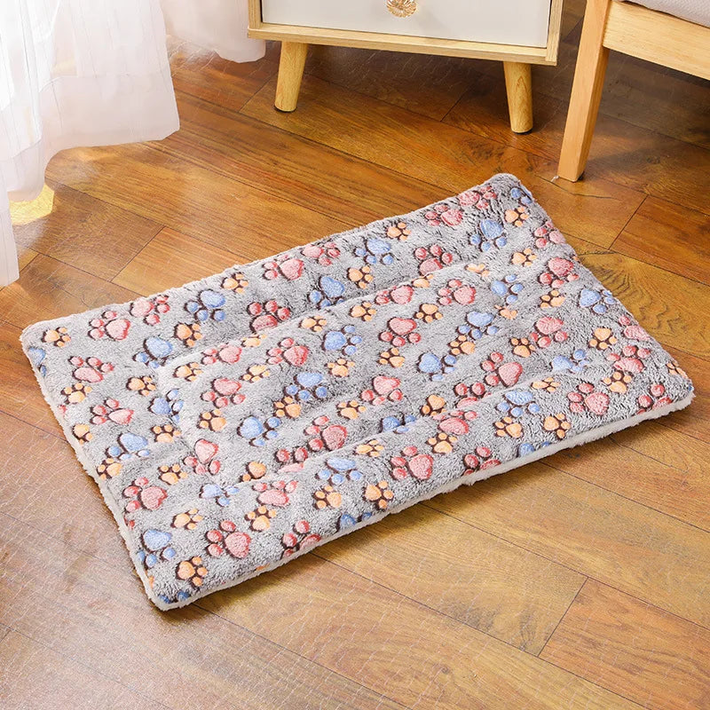 Thickened Flannel Cat And Dog Sleeping Mat