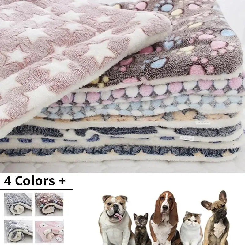 Soft Coral Fleece Pet Sleeping Mat With Bear Pattern