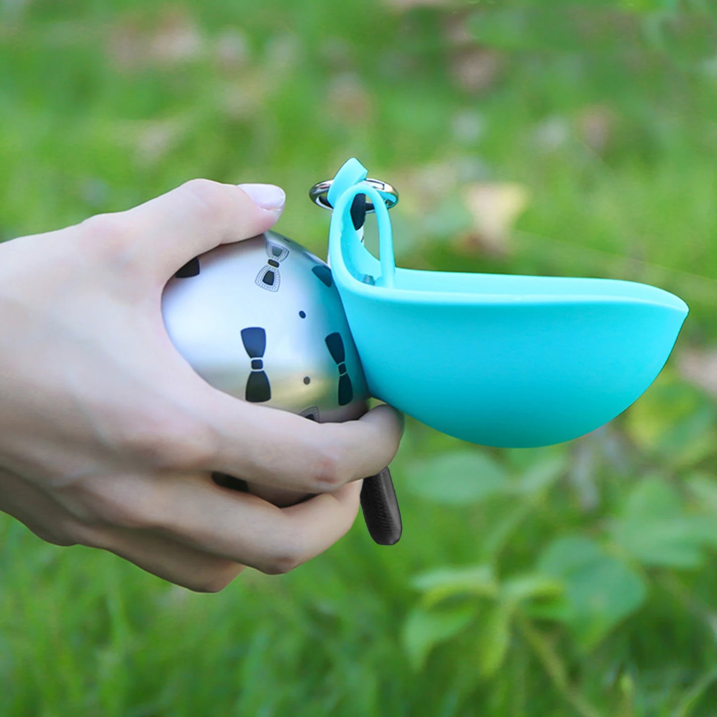 Portable Dog Water Bottle With Silicone Bowl No Spill